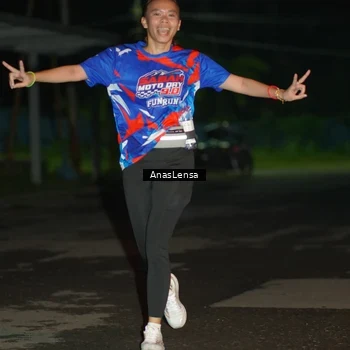 Runner Photo 6041221
