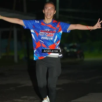 Runner Photo 6041223