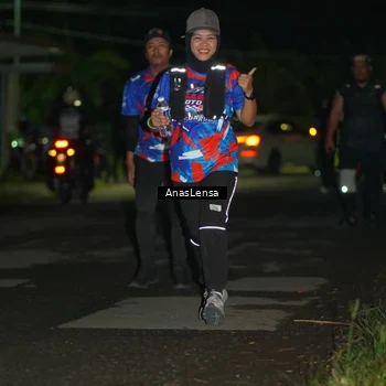 Runner Photo 6041233
