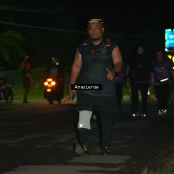 Runner Photo 6041243