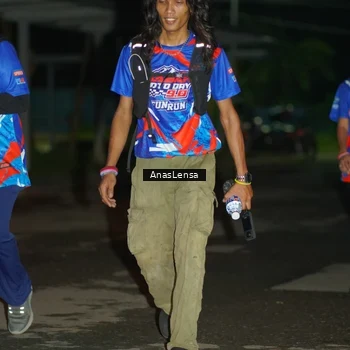 Runner Photo 6041258
