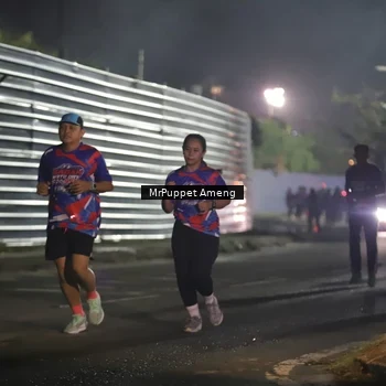 Runner Photo 6041300