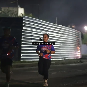 Runner Photo 6041303