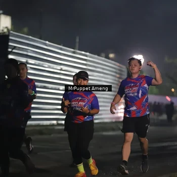 Runner Photo 6041317