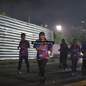 Runner Photo 6041321