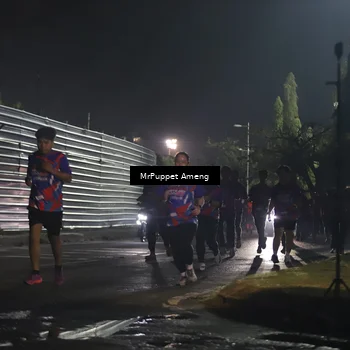 Runner Photo 6041340