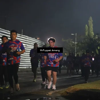 Runner Photo 6041350