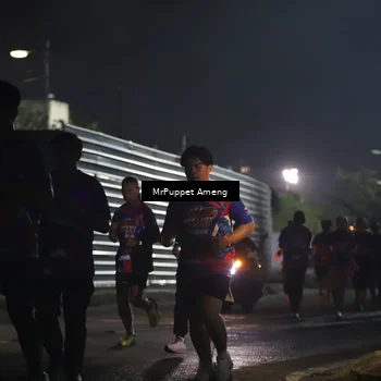 Runner Photo 6041351