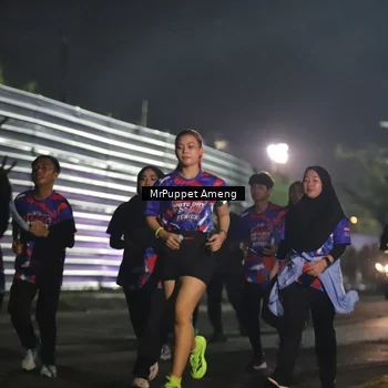 Runner Photo 6041368