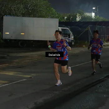 Runner Photo 6041548