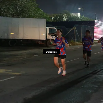 Runner Photo 6041554