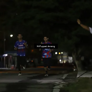 Runner Photo 6041575