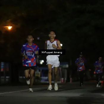 Runner Photo 6041650