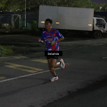 Runner Photo 6041655
