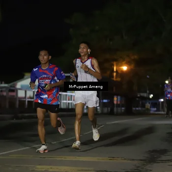 Runner Photo 6041675