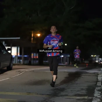 Runner Photo 6041689