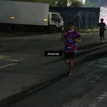 Runner Photo 6041749