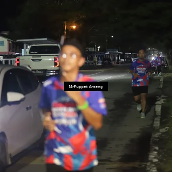 Runner Photo 6041784
