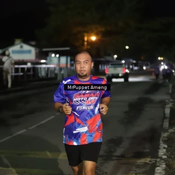 Runner Photo 6041795