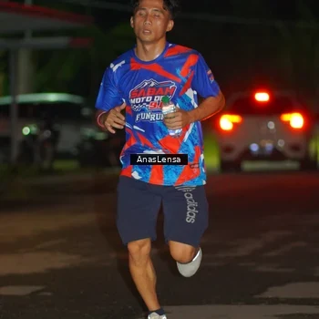 Runner Photo 6041813