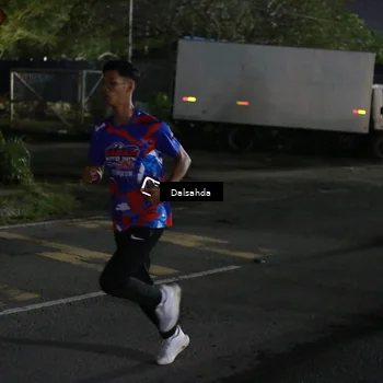 Runner Photo 6041877