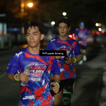 Runner Photo 6041878