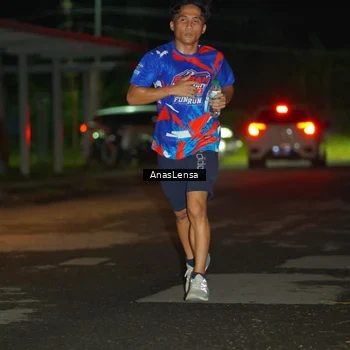 Runner Photo 6041886