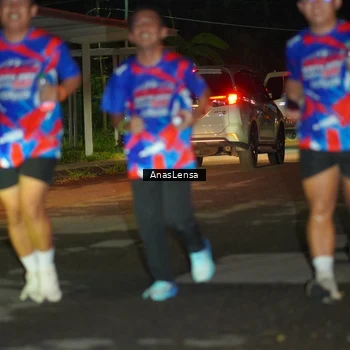 Runner Photo 6041901