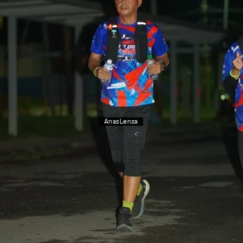 Runner Photo 6041903