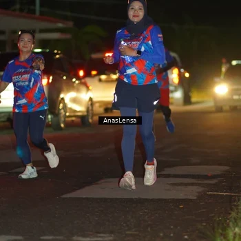 Runner Photo 6041911
