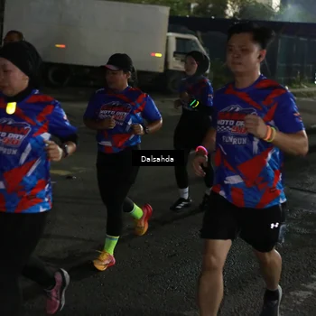 Runner Photo 6042045