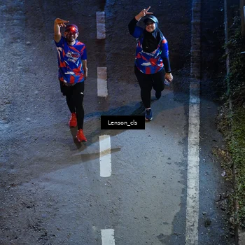 Runner Photo 6042070
