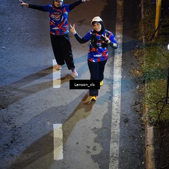 Runner Photo 6042077