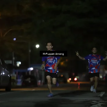 Runner Photo 6042084