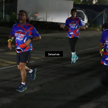 Runner Photo 6042087