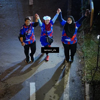 Runner Photo 6042100