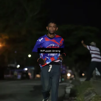 Runner Photo 6042131