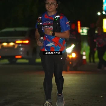 Runner Photo 6042136