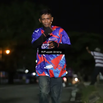 Runner Photo 6042142