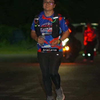 Runner Photo 6042147