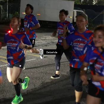 Runner Photo 6042153