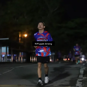 Runner Photo 6042159