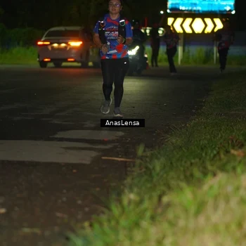Runner Photo 6042167