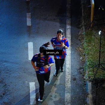 Runner Photo 6042175