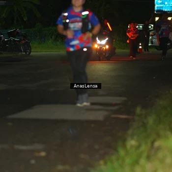 Runner Photo 6042233
