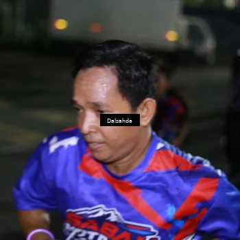 Runner Photo 6042247