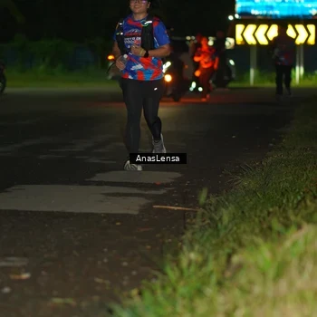 Runner Photo 6042257