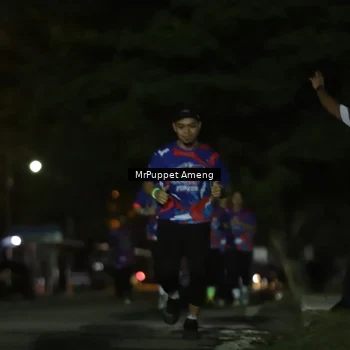 Runner Photo 6042265