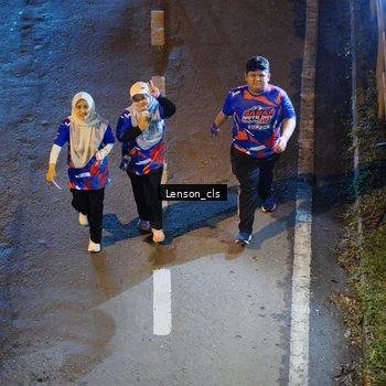 Runner Photo 6042304
