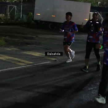 Runner Photo 6042308